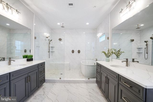 600 HALSEY WAY, National Harbor, MD 20745