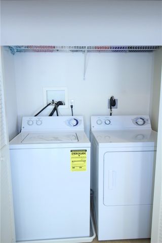 1305 MICHAEL DR, Baldwin Boro, PA 15227