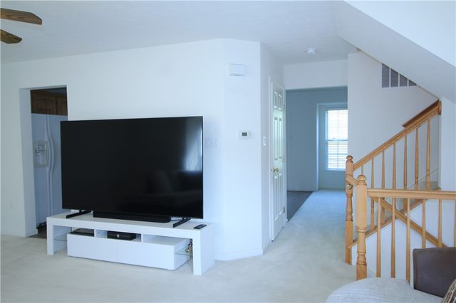 1305 MICHAEL DR, Baldwin Boro, PA 15227