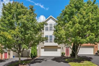 1305 MICHAEL DR, Baldwin Boro, PA 15227