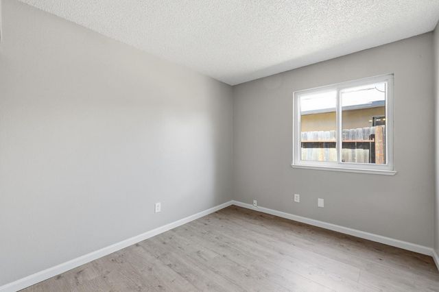 3370 Routier Rd, Sacramento, CA 95827