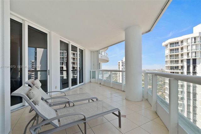 21050 Point Pl 2702, Aventura, FL 33180