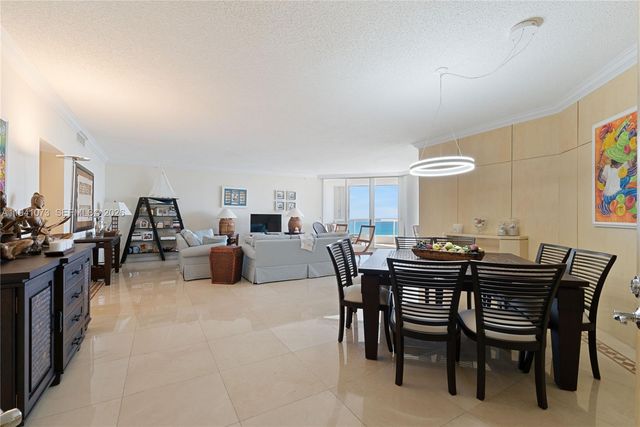 21050 Point Pl 2702, Aventura, FL 33180
