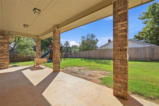 2130 Park Ridge, Denison, TX 75020