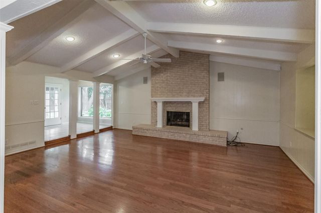 2604 Twinpost Court, Irving, TX 75062
