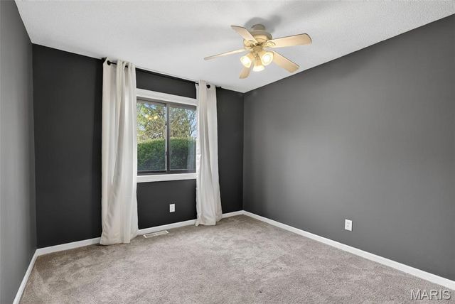 11828 Foxwood Drive, Maryland Heights, MO 63043