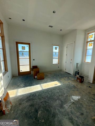 340 6th Street, Fayetteville, GA 30214