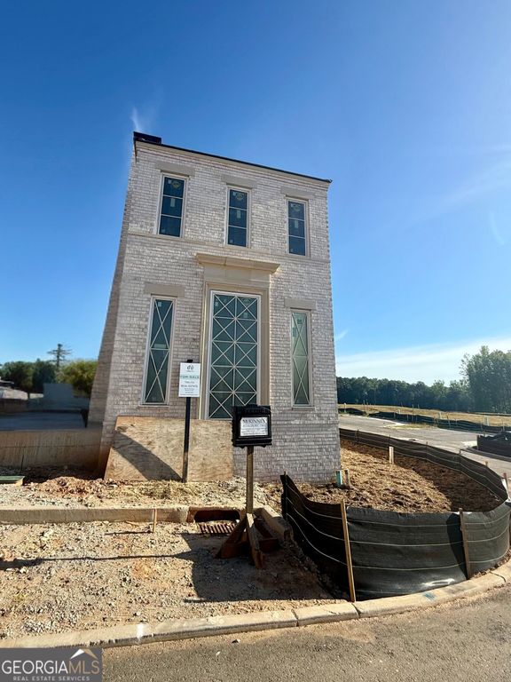 340 6th Street, Fayetteville, GA 30214