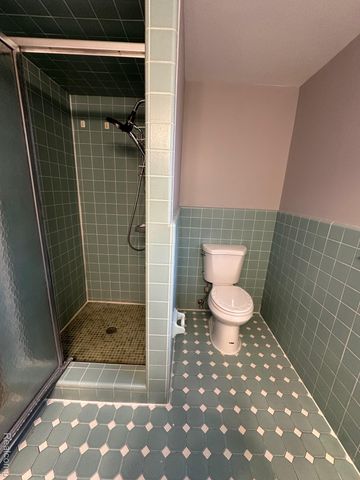 16960 Pennsylvania Street, Southfield, MI 48075