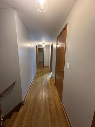 16960 Pennsylvania Street, Southfield, MI 48075