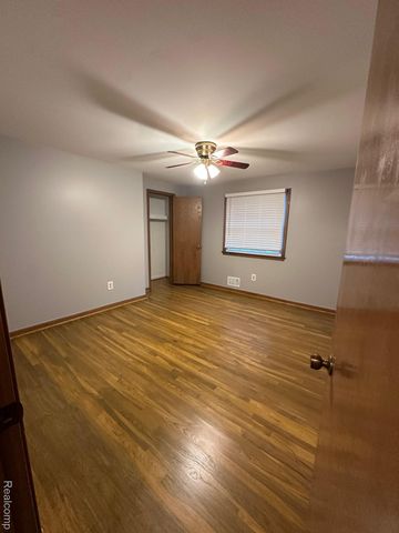 16960 Pennsylvania Street, Southfield, MI 48075