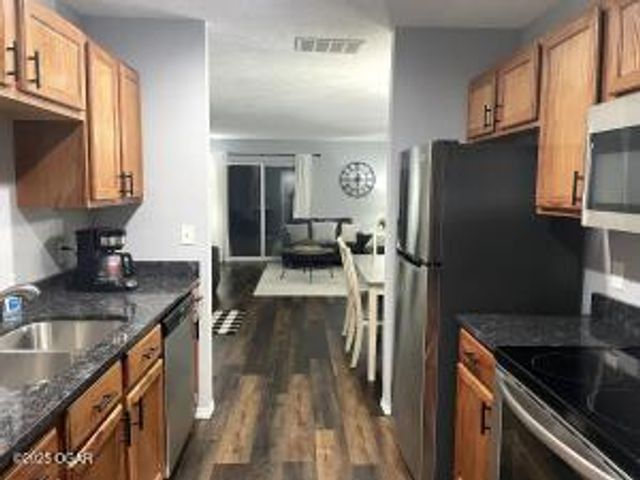 2962 Vineyards Parkway 2, Branson, MO 65616