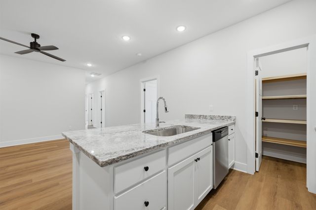 119-121 N Mendocino Ct, Goddard, KS 67052