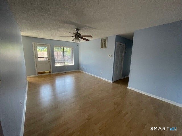 365 Mather Street 27, Hamden, CT 06514