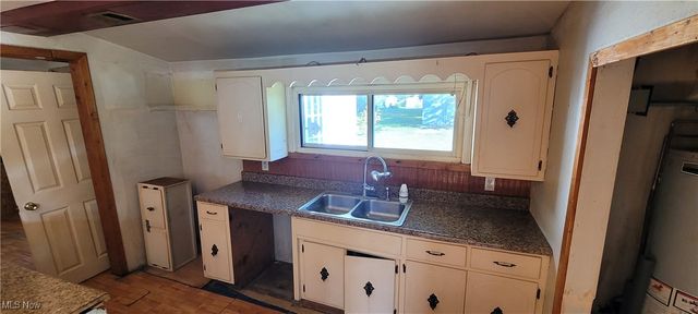 33700 Henwell Road, Columbia Station, OH 44028