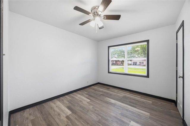 9723 Oldcrest Drive, Stafford, TX 77477