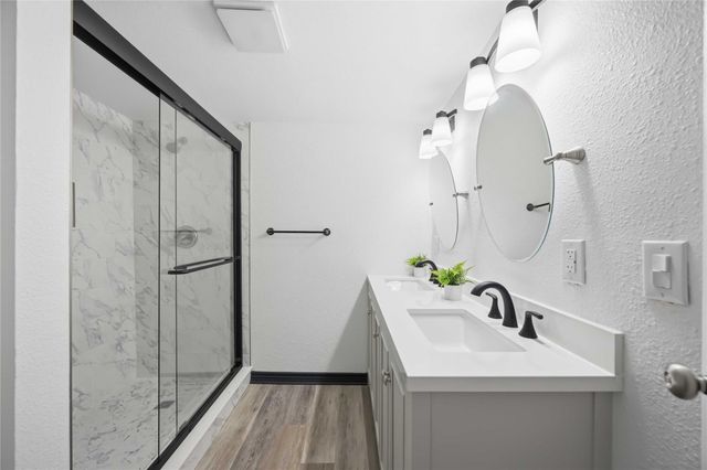 9723 Oldcrest Drive, Stafford, TX 77477