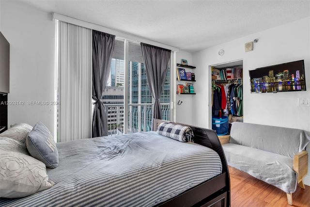 1200 Brickell Bay Dr 1924, Miami, FL 33131