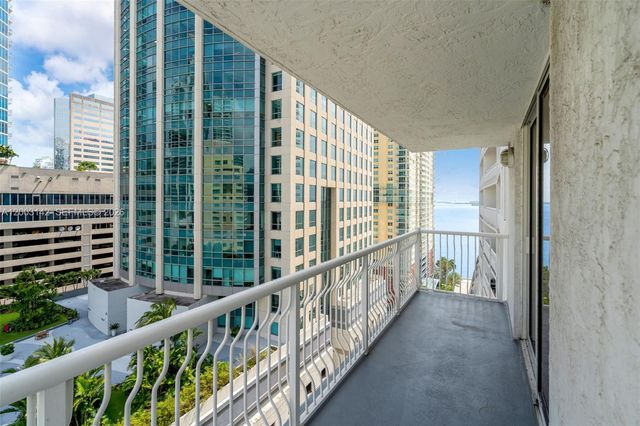 1200 Brickell Bay Dr 1924, Miami, FL 33131