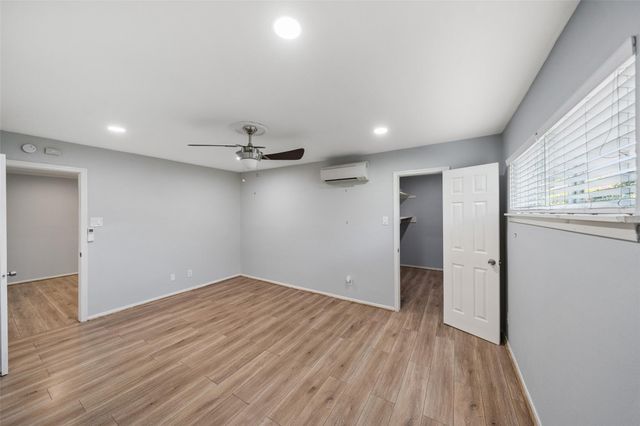 311 Hawthorne Street 16, Houston, TX 77006
