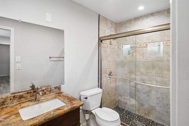 311 Hawthorne Street 16, Houston, TX 77006