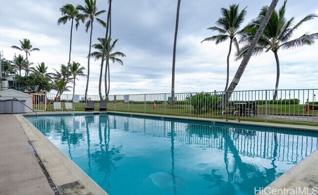 53-567 Kamehameha Highway 215, Hauula, HI 96717