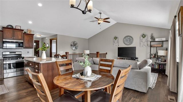 4924 Bluebell Court, Eau Claire, WI 54703