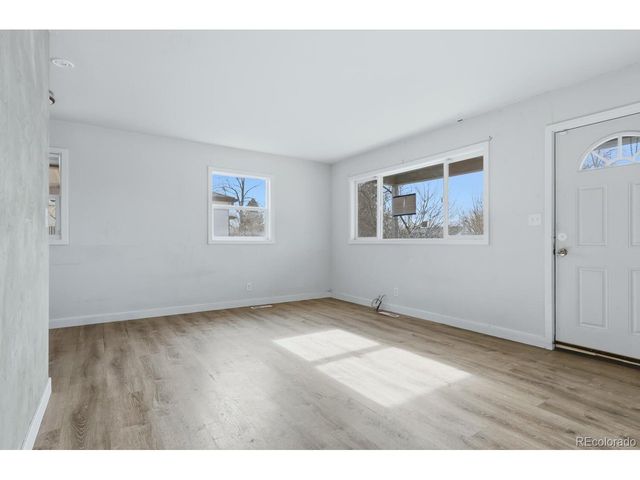 1170 Elmira St, Aurora, CO 80010