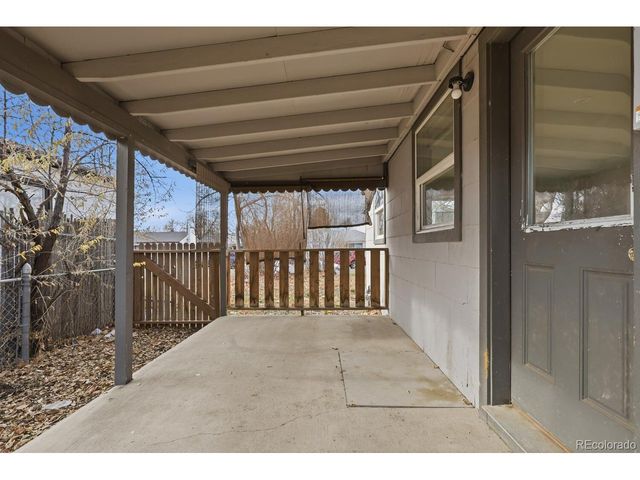 1170 Elmira St, Aurora, CO 80010