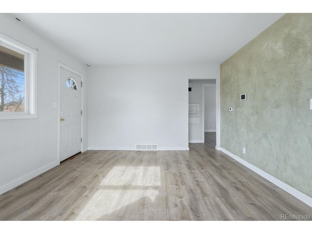 1170 Elmira St, Aurora, CO 80010