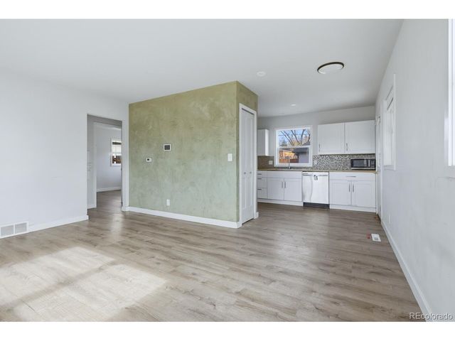 1170 Elmira St, Aurora, CO 80010