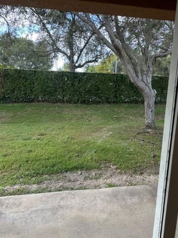 1008 NE 39th Avenue, Homestead, FL 33033