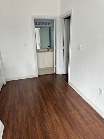 1008 NE 39th Avenue, Homestead, FL 33033