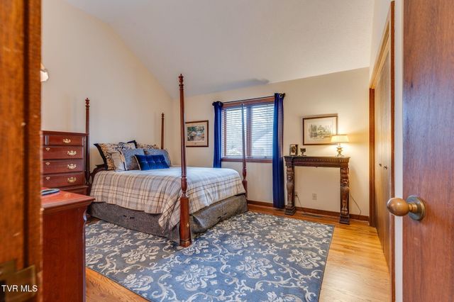 80 Crown Circle, Kingsport, TN 37660