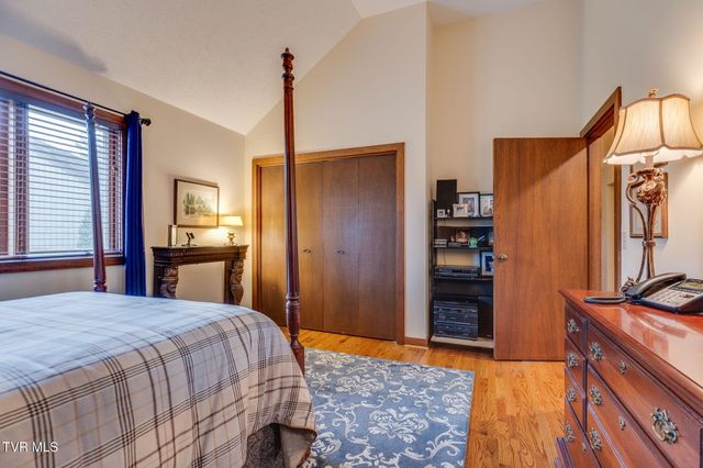 80 Crown Circle, Kingsport, TN 37660