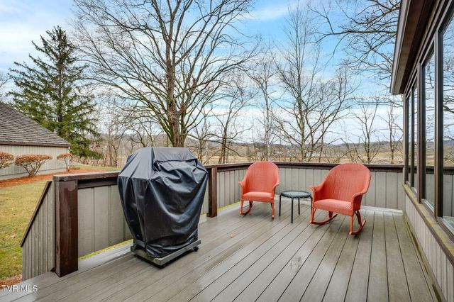 80 Crown Circle, Kingsport, TN 37660