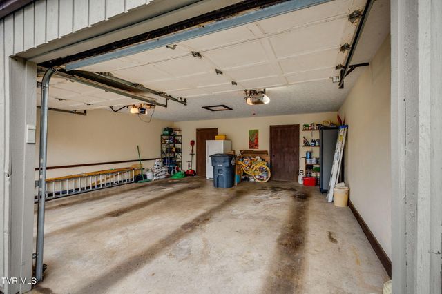 80 Crown Circle, Kingsport, TN 37660