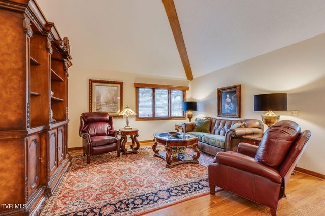 80 Crown Circle, Kingsport, TN 37660