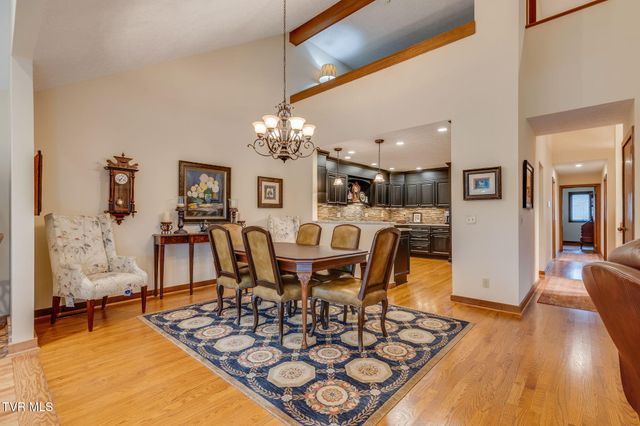 80 Crown Circle, Kingsport, TN 37660