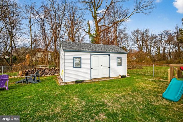 64 W STEPHEN DR, Newark, DE 19713