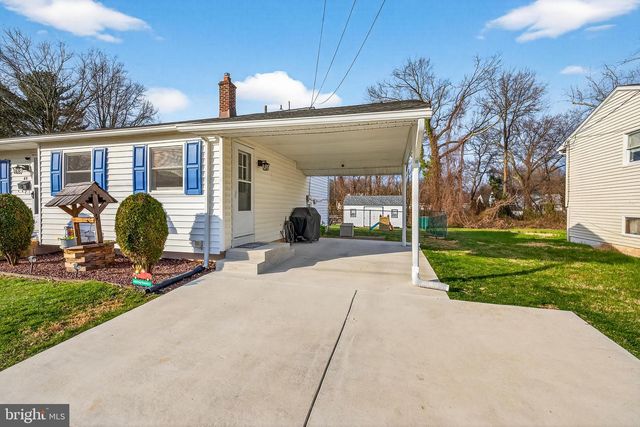 64 W STEPHEN DR, Newark, DE 19713