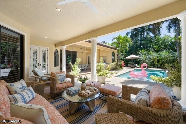 3310 Crayton RD, Naples, FL 34103