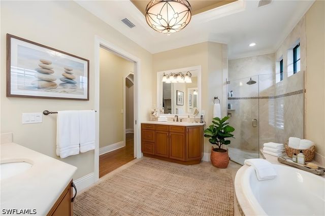 3310 Crayton RD, Naples, FL 34103