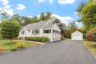 31 Marie Street, Tewksbury, MA 01876