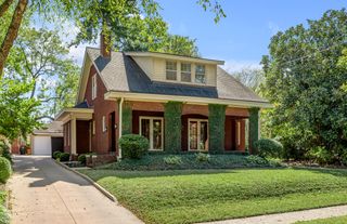 226 McDowell Road, Lexington, KY 40502