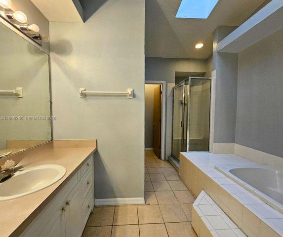 515 Orchid Drive, Davenport, FL 33897