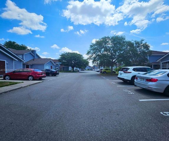 515 Orchid Drive, Davenport, FL 33897