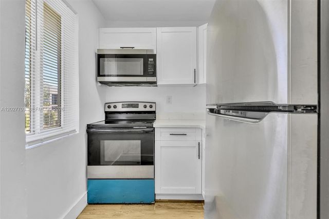 1000 NW 95th Ter 103, Miami, FL 33150