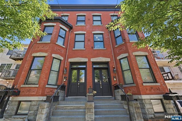 252 Mt Pleasant Avenue, Newark, NJ 07104