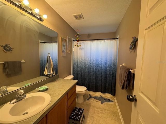 38932 CENTRAL AVENUE, Zephyrhills, FL 33540